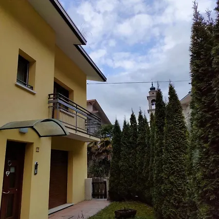La Casa Dei Cipressi Apartmán *