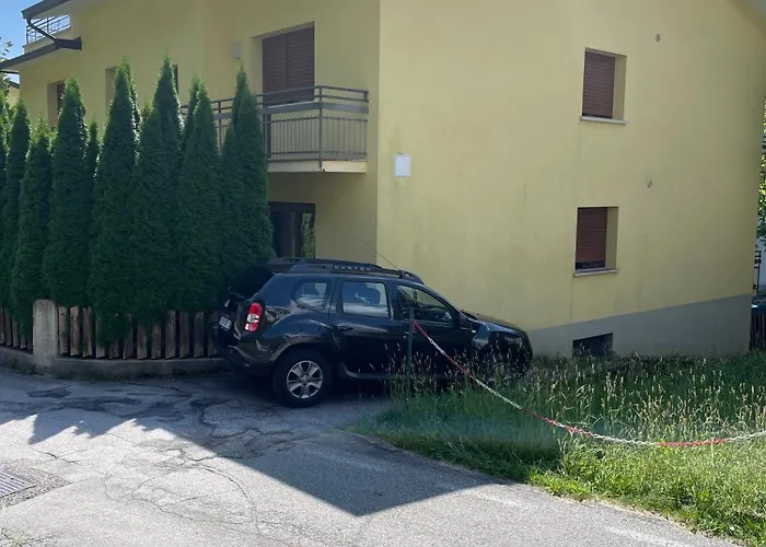 La Casa Dei Cipressi Апартаменты Беллуно